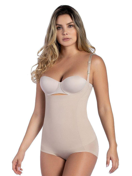 Streamlined Silhouettes: The Benefits of Using ReoRia Bodysuits as  Shapewear - REORIA